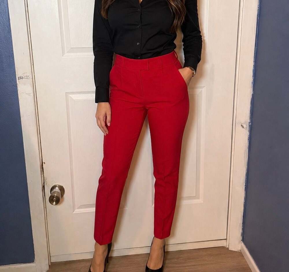 Liz Claiborne Career Red High Rise Classic Fit Dress Pants Size 10